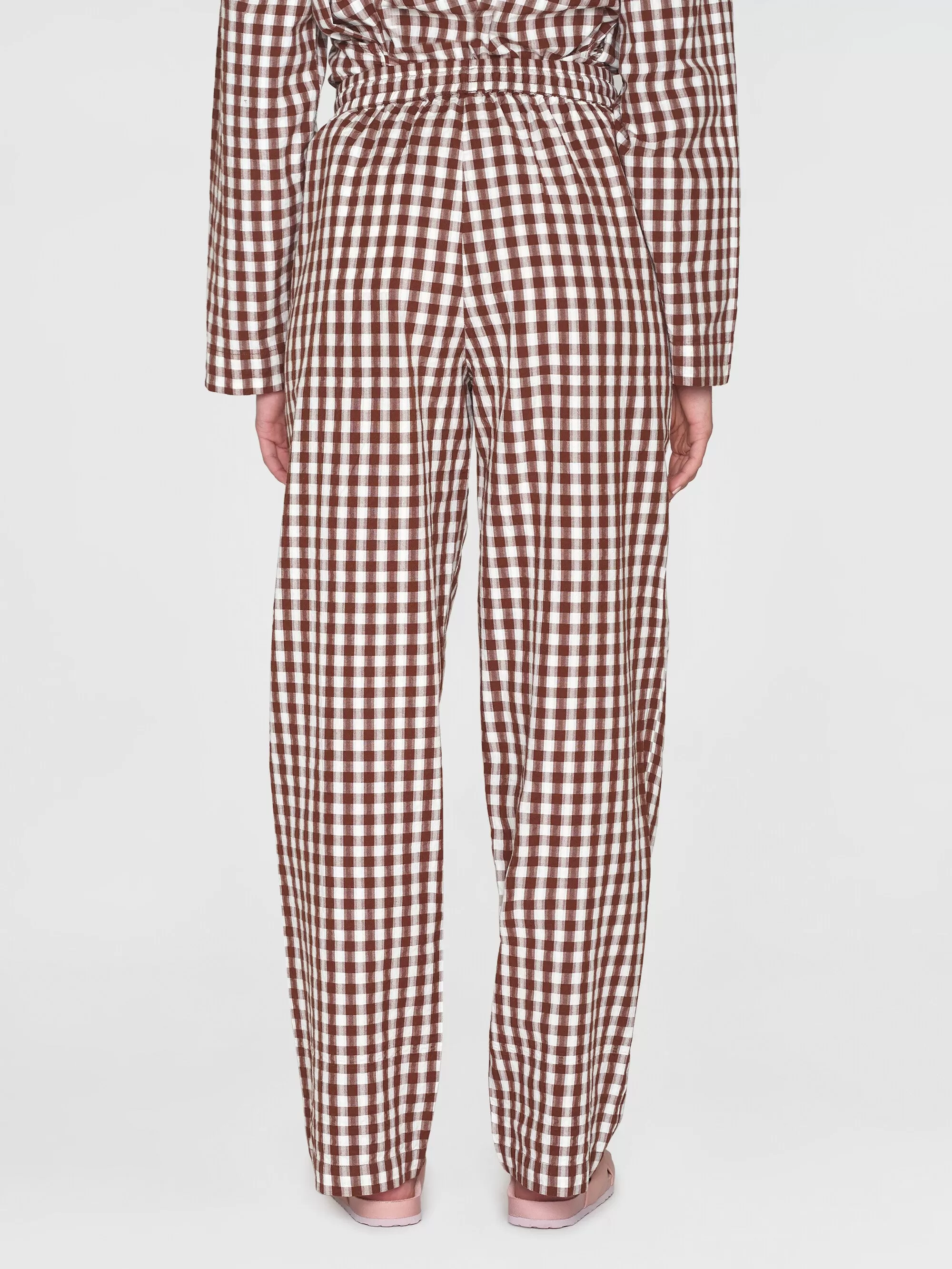 CHLOE barrel high-rise seersucker checkered elastic waistband pants - GOTS/Vegan - Brown check