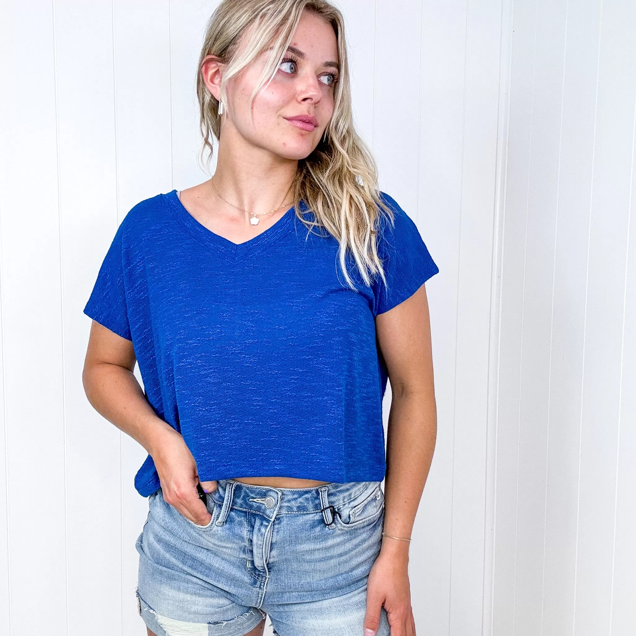 Classic Comfort Slub V Neckline Short Sleeve Top in Blue