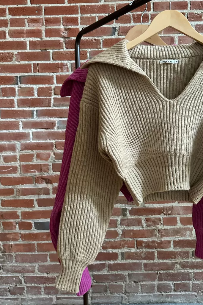 Cropped Chunky Knit V-Neck Sweater