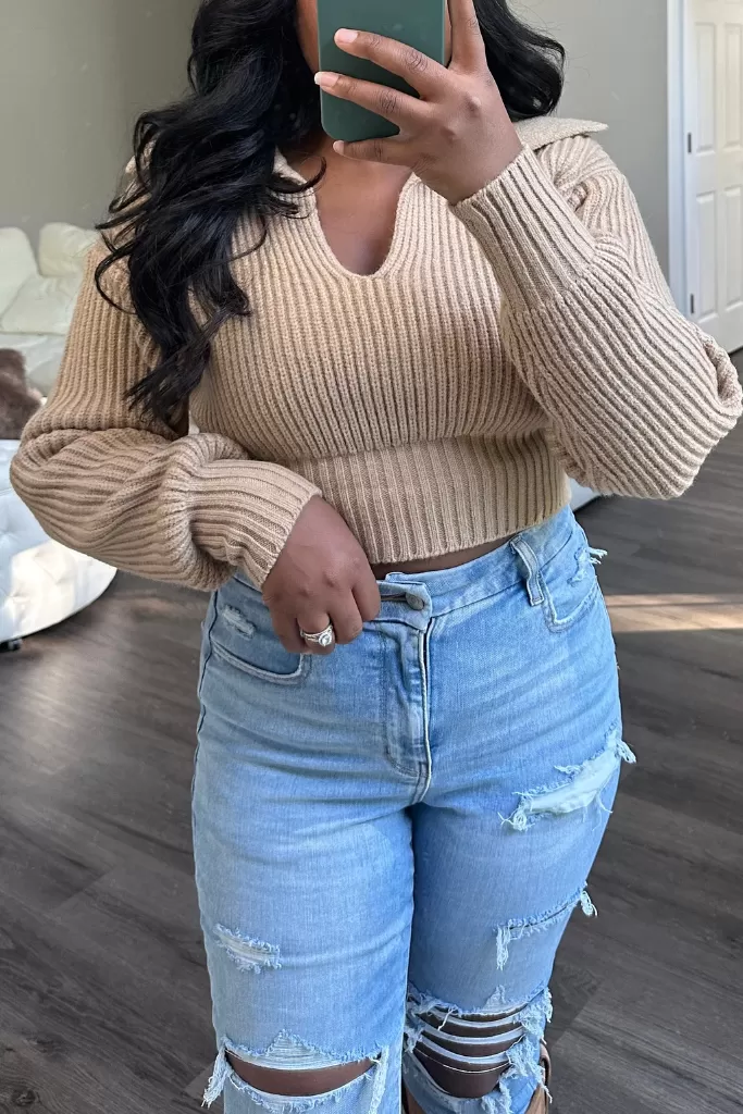 Cropped Chunky Knit V-Neck Sweater