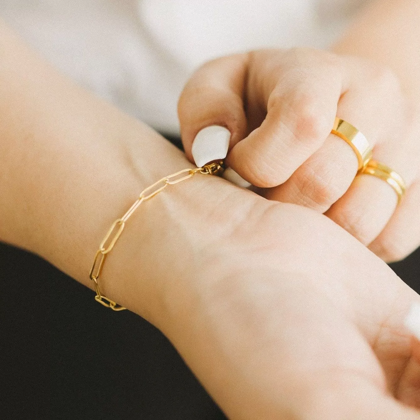 Essential Link Chain Bracelet