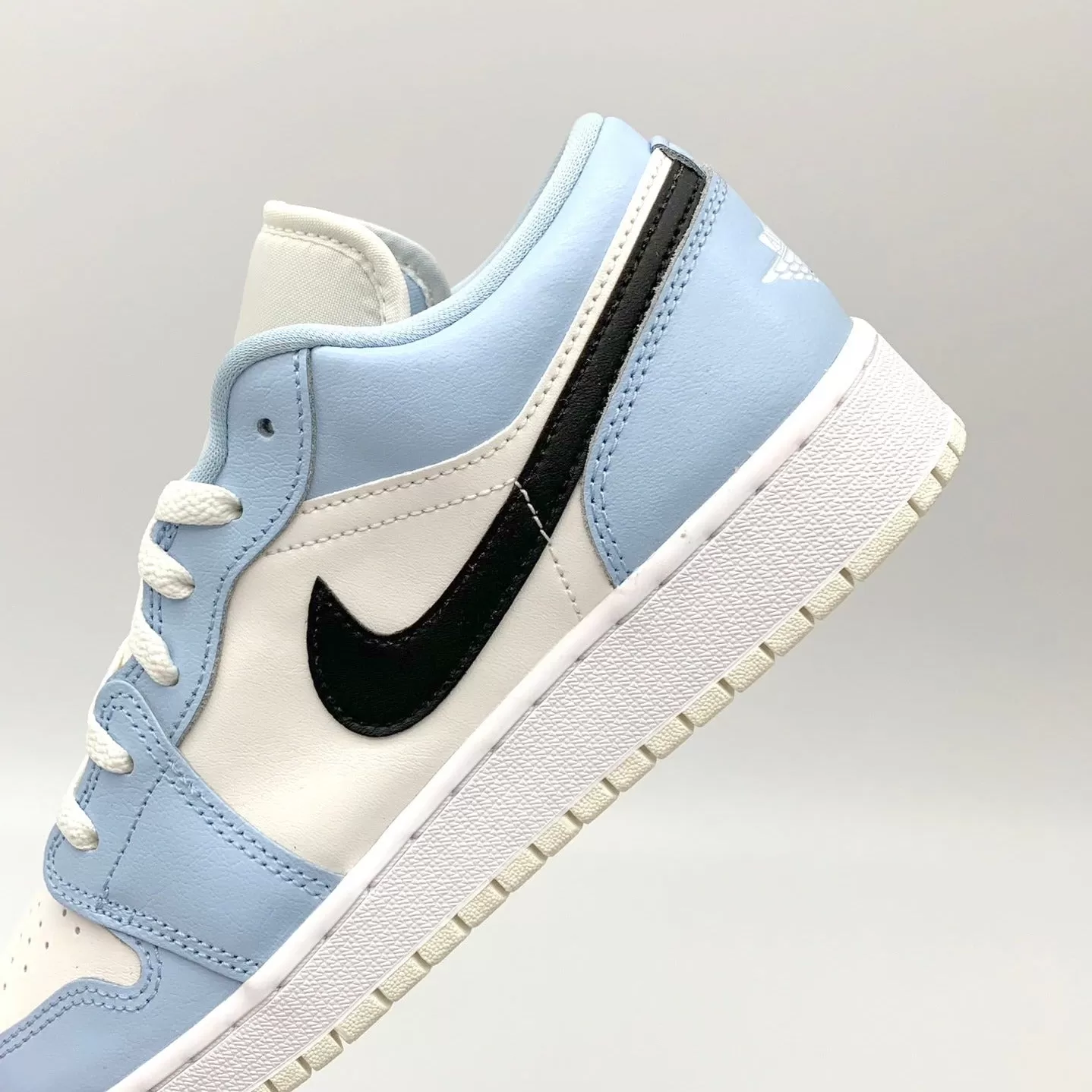 Jordan 1 Low Ice Blue Black