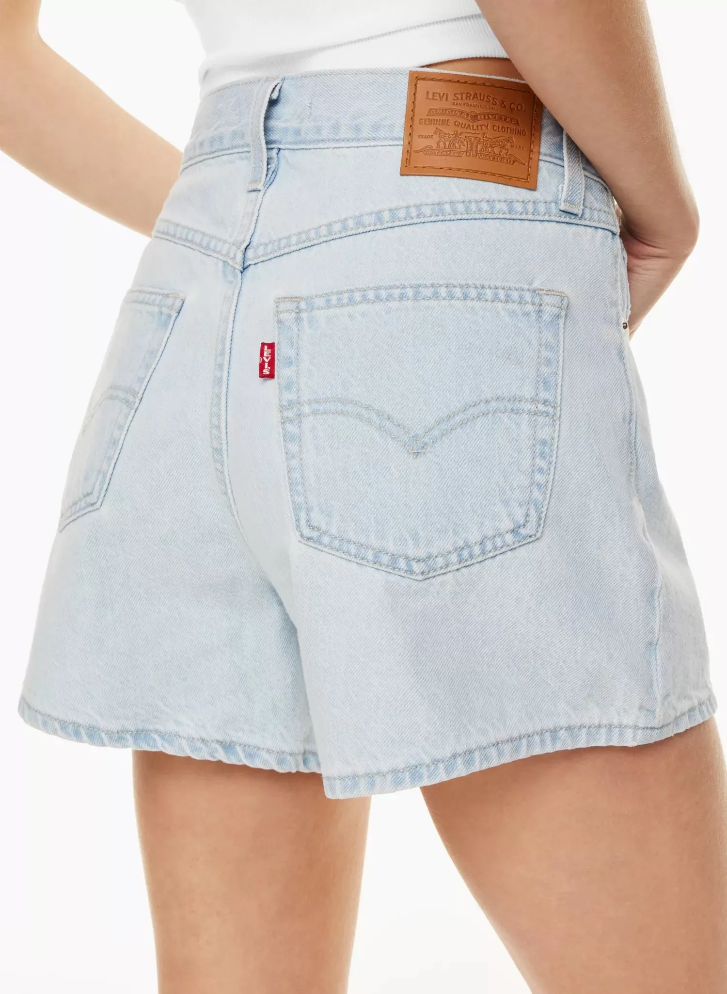 Levi 80s Mom Short