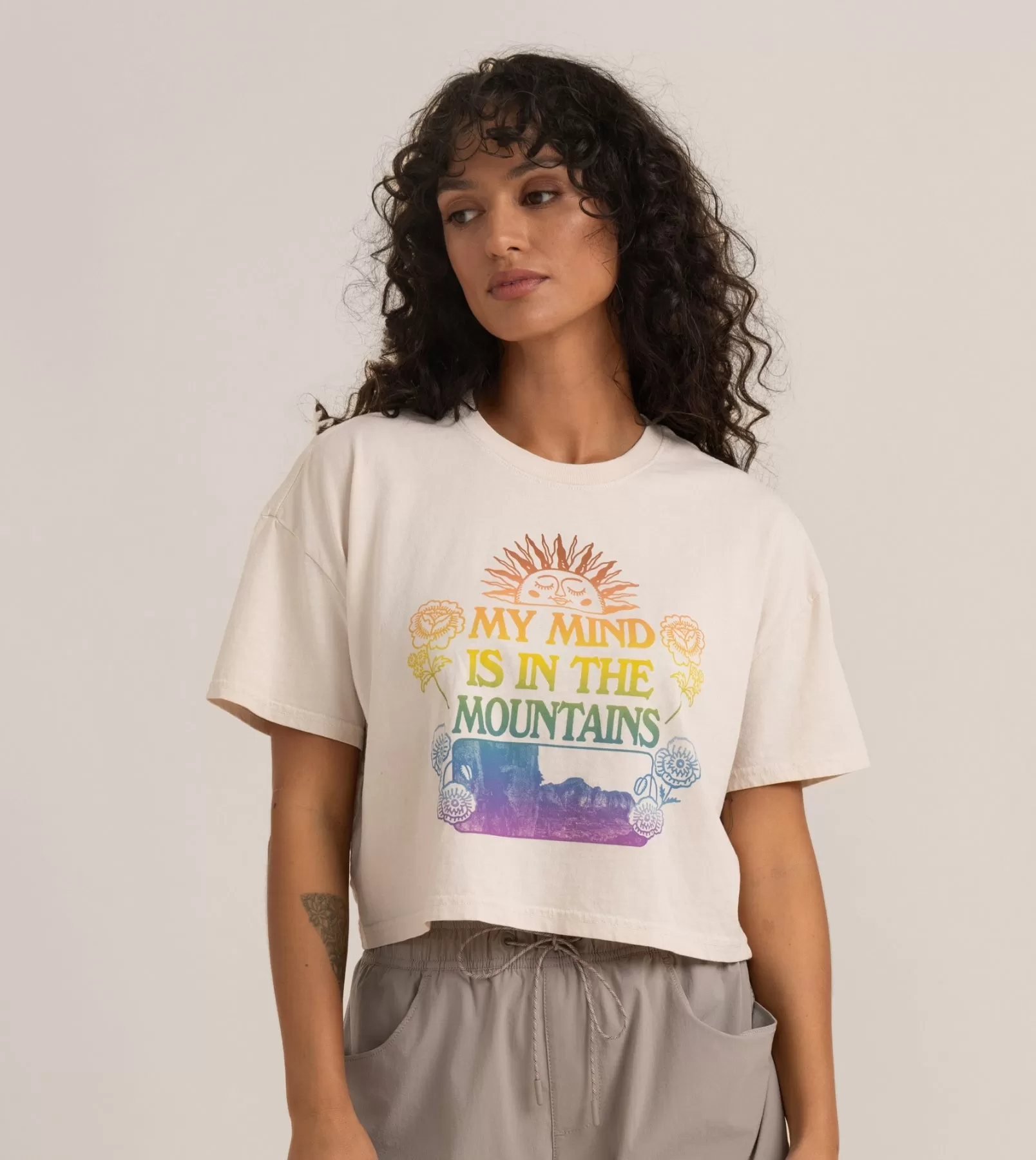 Mountain Cropped Boxy Premium Tee