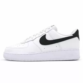 NIKE AIR FORCE 1 '07 WHITE BLACK PEBBLED LEATHER 2021