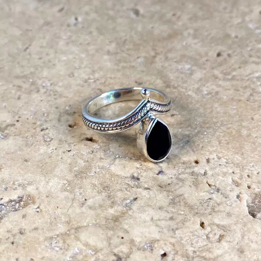 Onyx Ring - Aurora