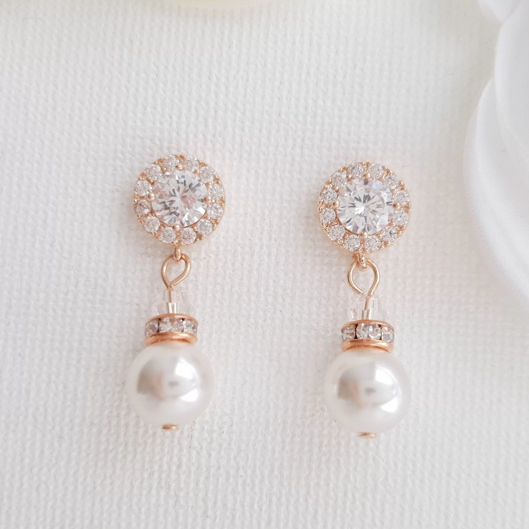 Simple Gold Pearl Earrings- Bronte